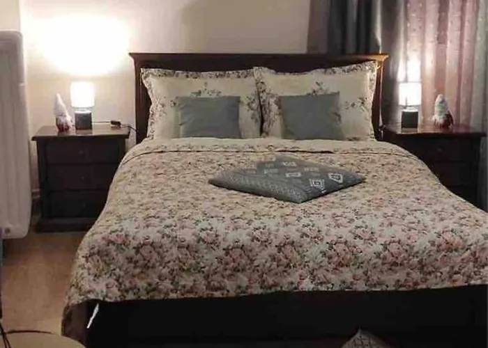 Little House * Mouzaki